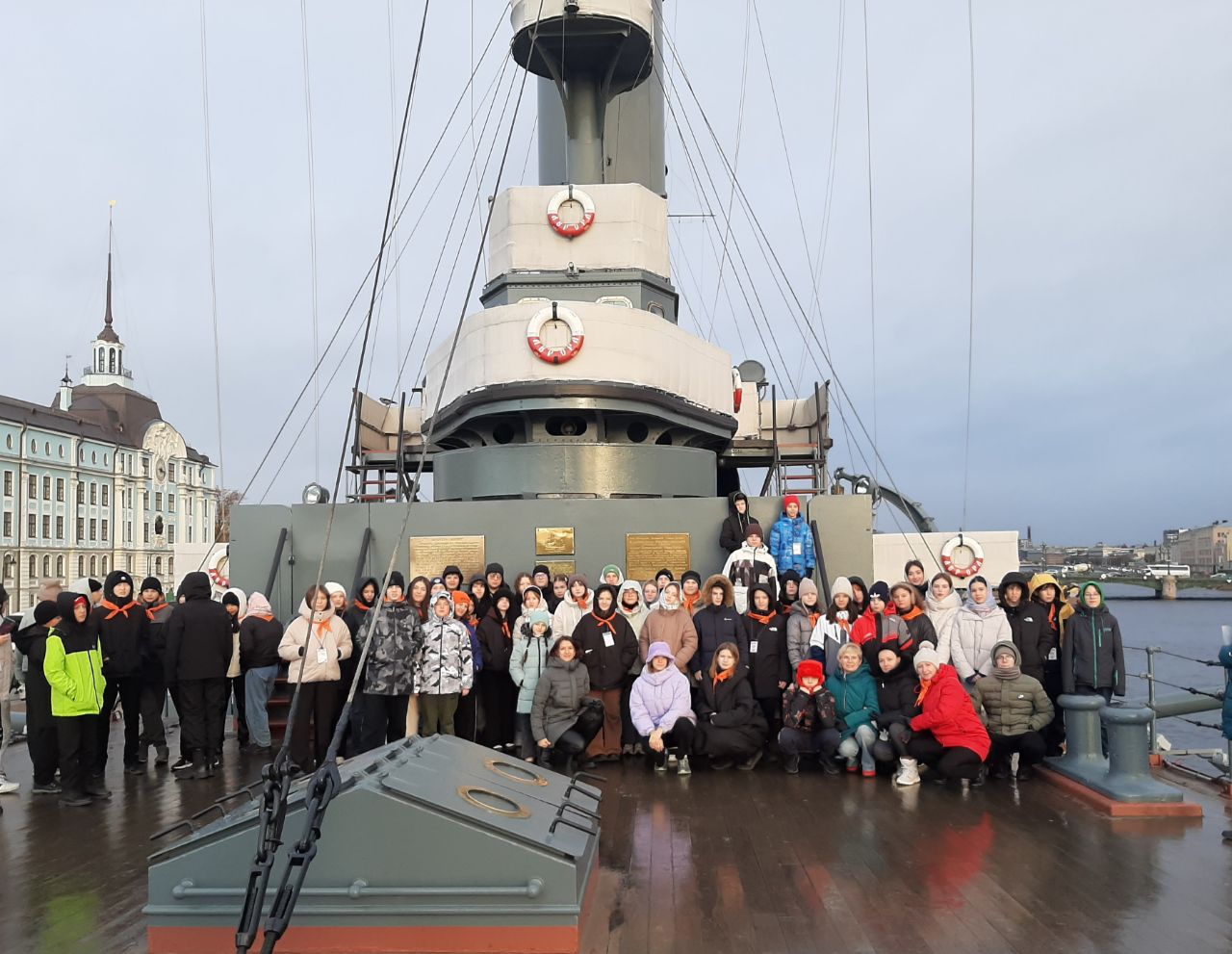 Поездка гимназистов в Санкт-Петербург в составе Детского Агитпоезда.